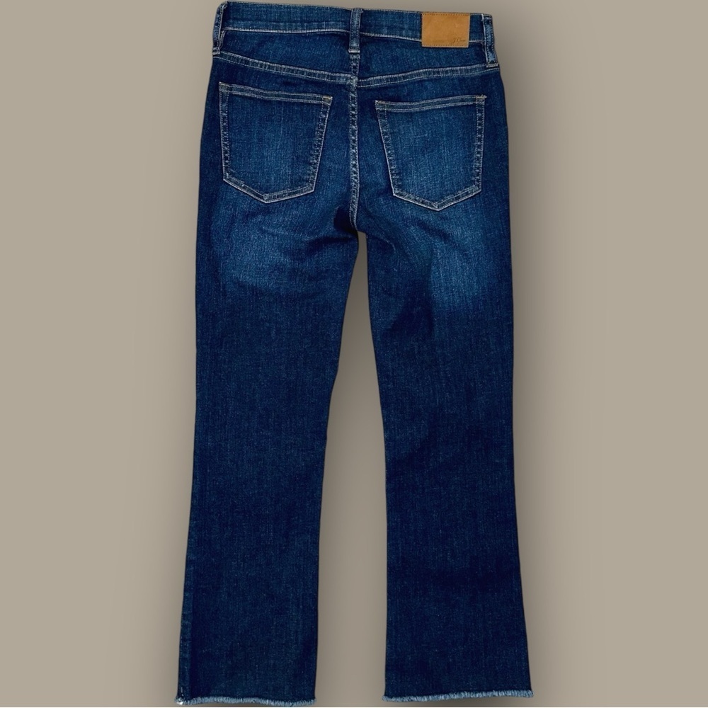 J. Crew ‘9” Demi-Boot Crop Jean’ in “Dark Worn Wash” Size 26 - Picture 9 of 16